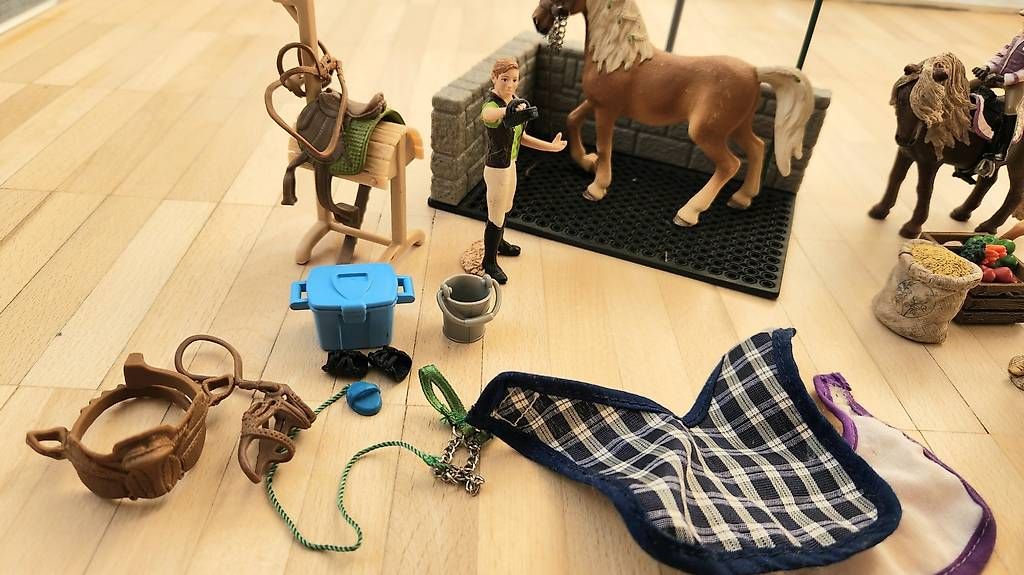 Giocattoli: Schleich Waschplatz – Usato da Urdorf venduto da Silvie5 2