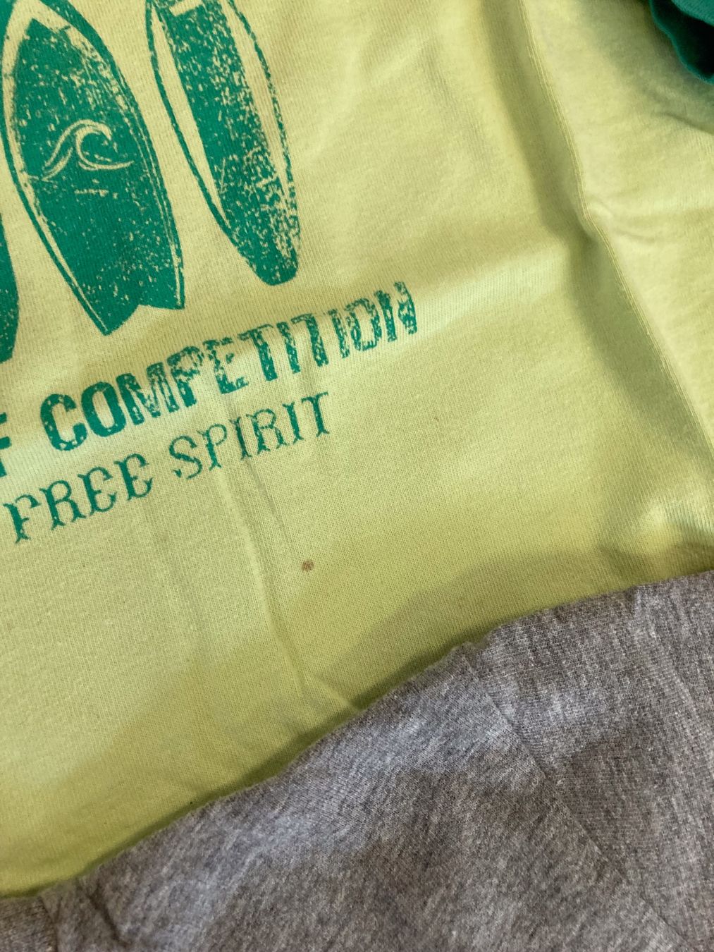 Camicie, T-shirt & Polo: 3 Knaben T-Shirts Grösse 114 – Usato da Schötz venduto da Jekyll666 1