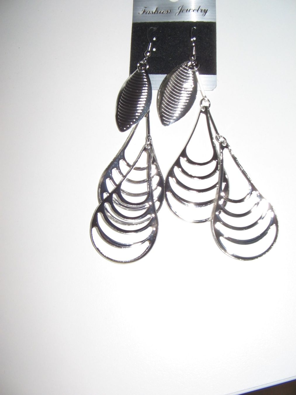 Boucles d'oreille: Grosse Ohrhänger silberfarbig – Neuf (Voir description) à Flamatt par Tattoo18