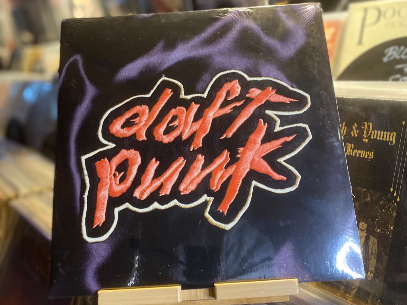 Dischi in vinile: DAFT PUNK – HOMEWORK...RE EU 2019... SEALED DLP – Usato da Gals venduto da Diskopatshop