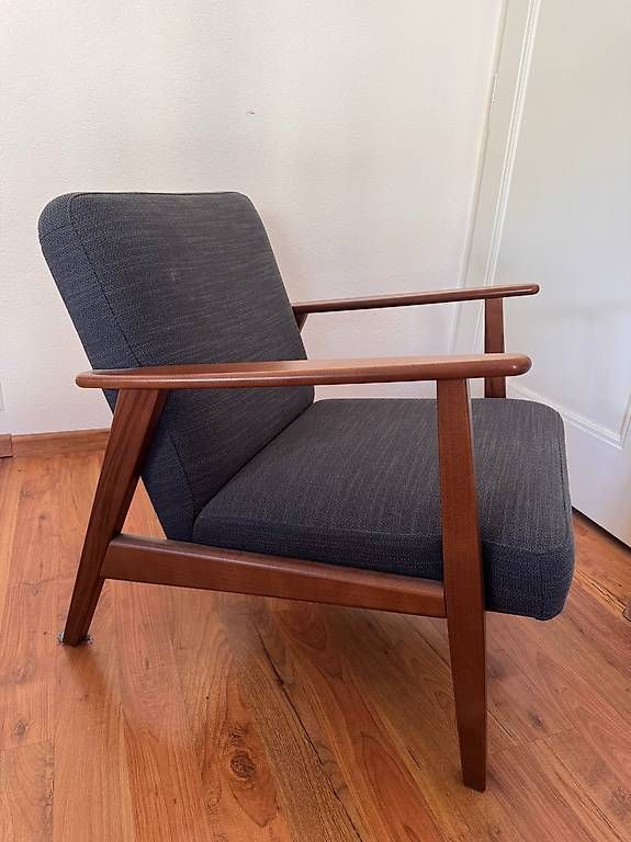 Ikea Sessel: Fauteuil scandinave EKENÄSET – Gebraucht aus Lausanne von kyz_flg7