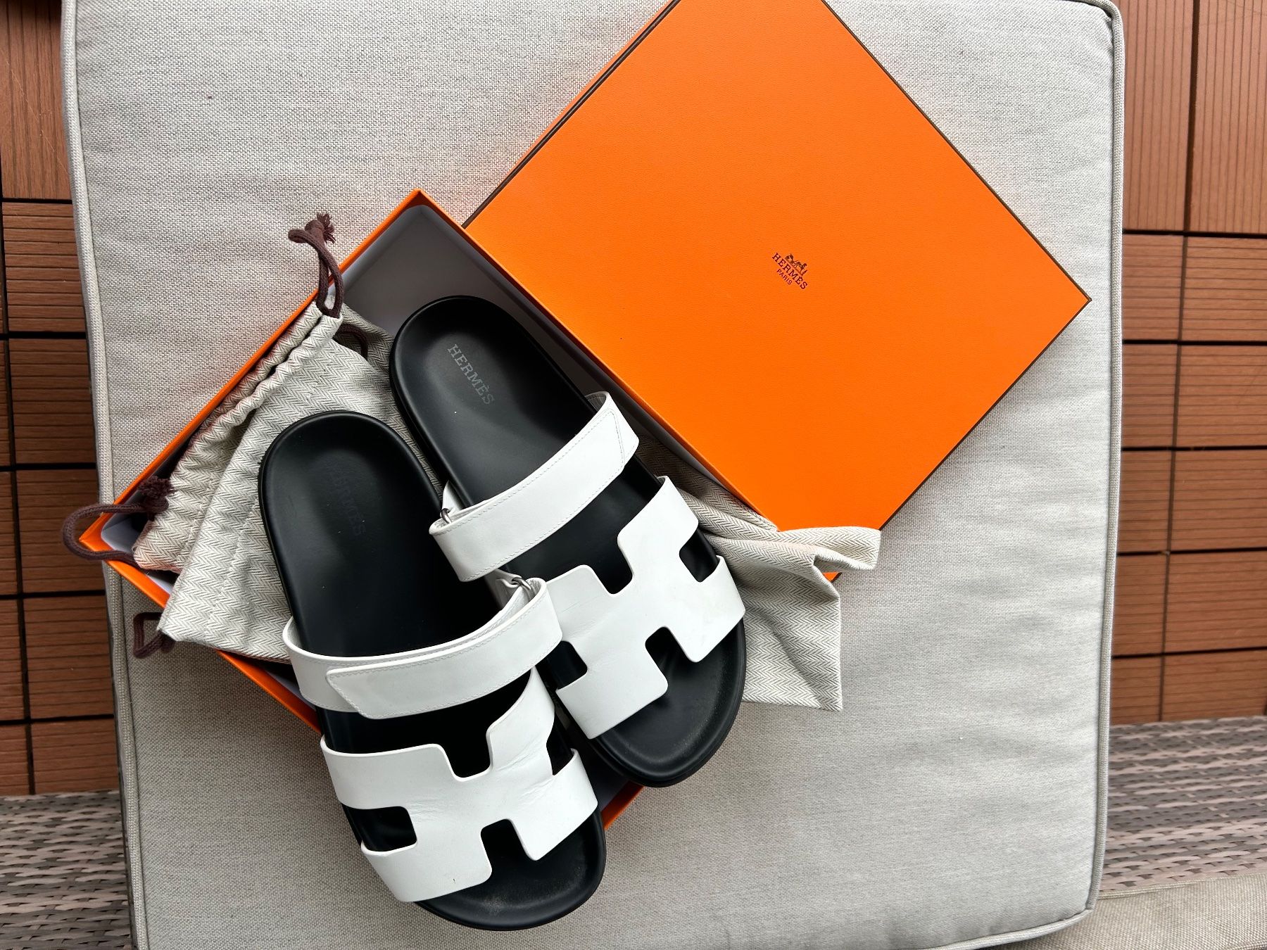 Hermès Damenschuhe: Sandales Hermès Chypre – Gebraucht aus Payerne von ste_k6wq