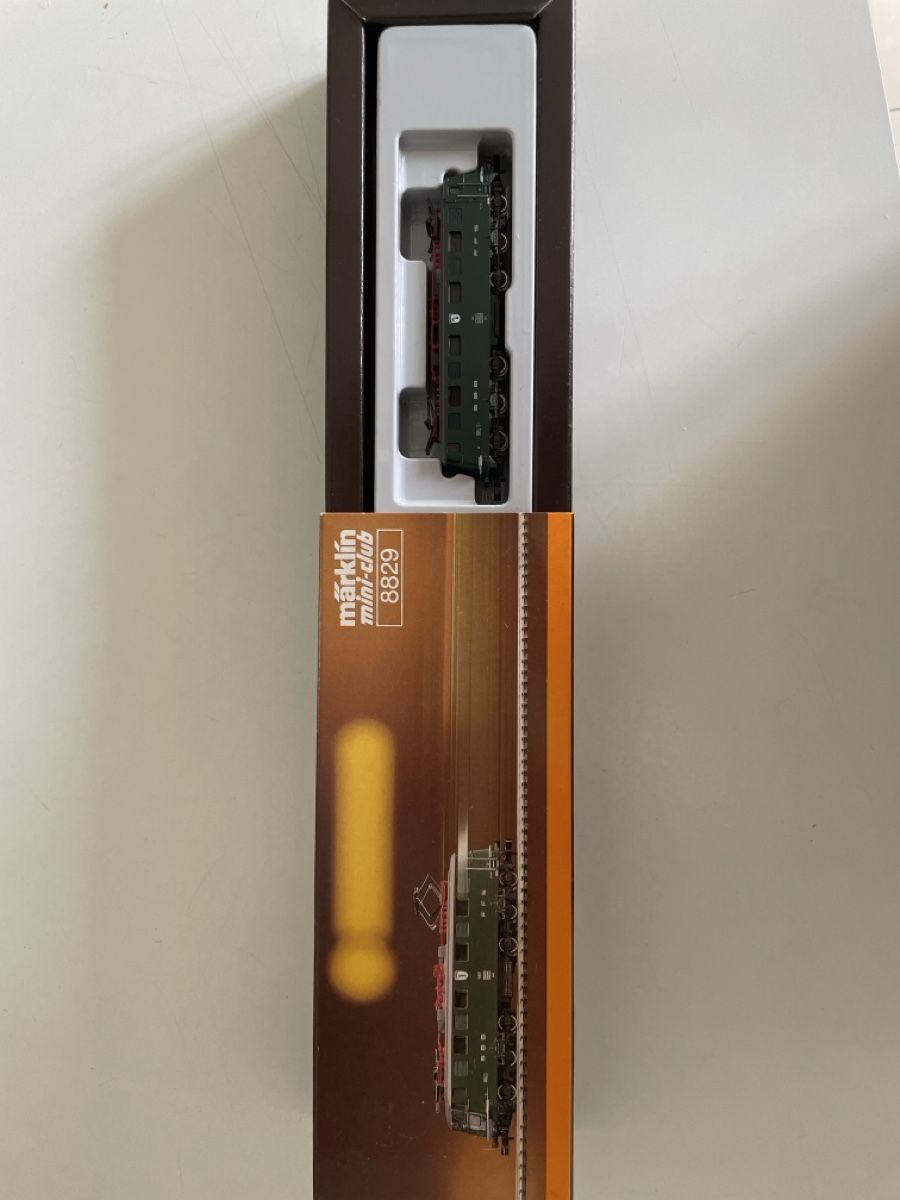 Märklin Modelleisenbahnen: Märklin Spur Z 8829 – Gebraucht aus Basel von kiba78