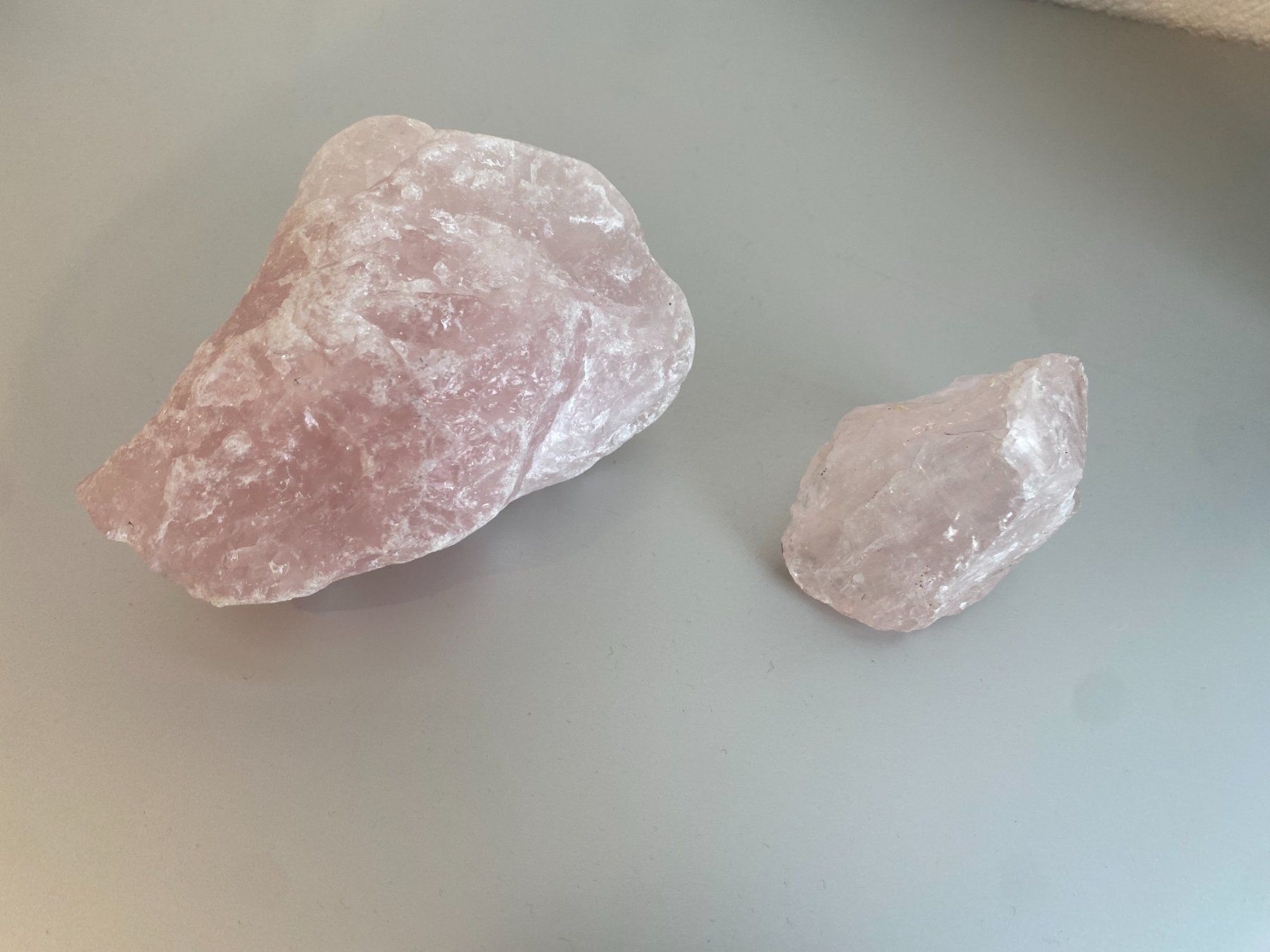 Minerali & Pietre curative: Rosenquarz - 2 Steine – Usato da Gerolfingen venduto da Regenbogen88 3