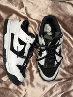 Nike Dunk Low Turnschuhe schwarz/weiss 