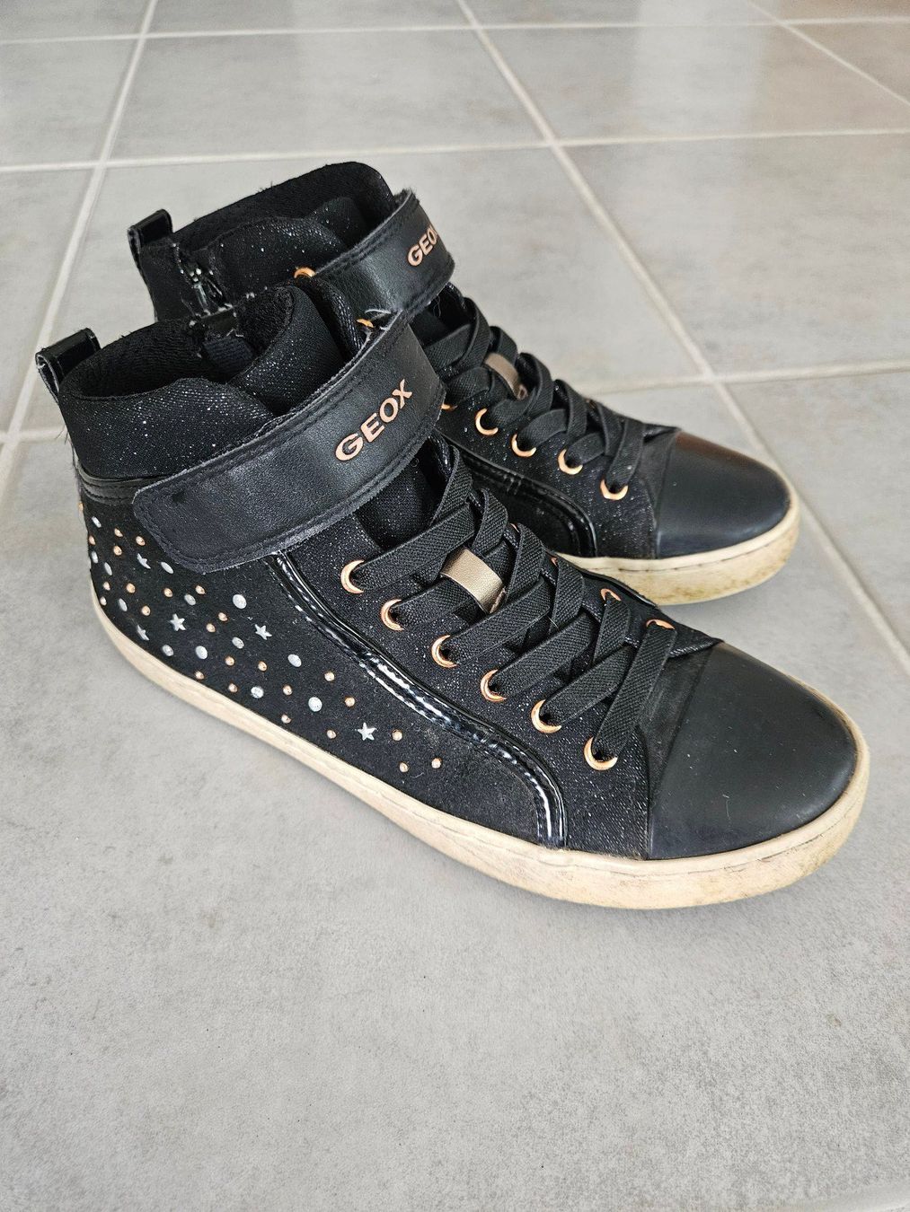 Geox Chaussures filles: Geox Sneaker high "J Kalispera" Grösse 37 – D'occasion à Bichwil par The_freshman 1