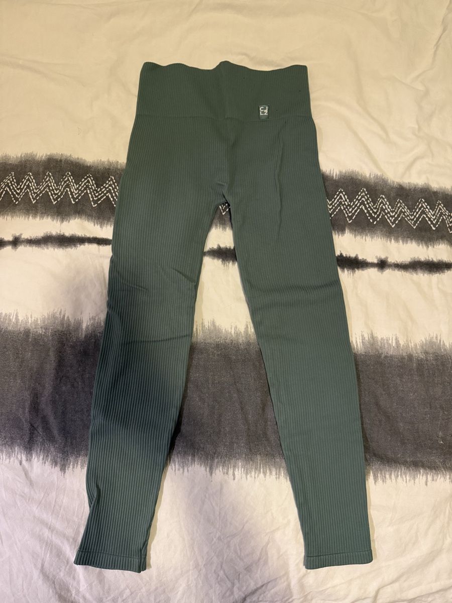 Calzedonia Leggings: Leggings Calzedonia Ribbed Seamless - S – Usato da Bioggio venduto da M.M.O 1
