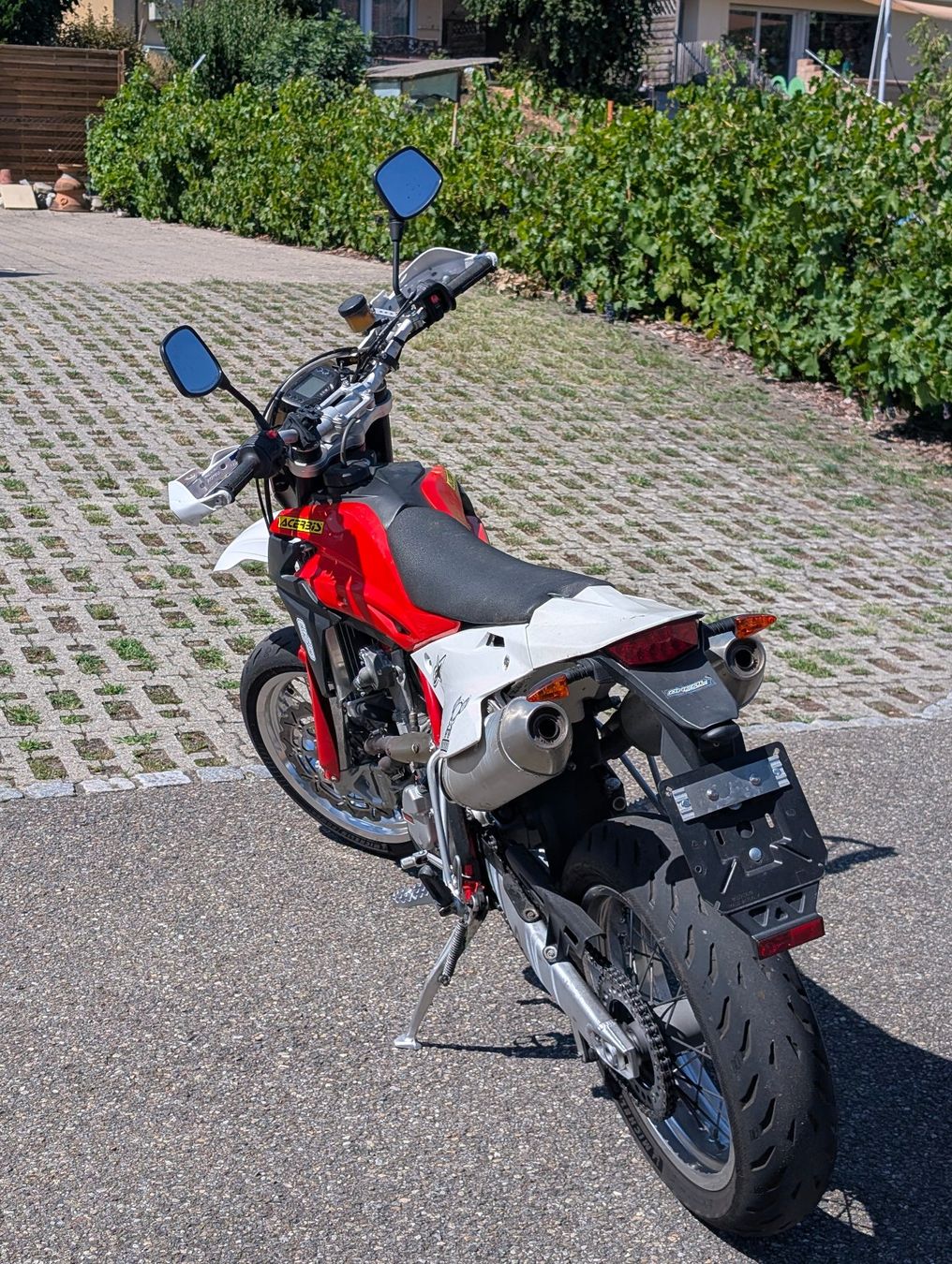 SWM Strada: SWM SM 500 R Supermoto – Usato da Hallau venduto da TheronLefevre 1