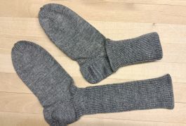 Woll Socken handgestrickt Grau Grösse 41-42 neu