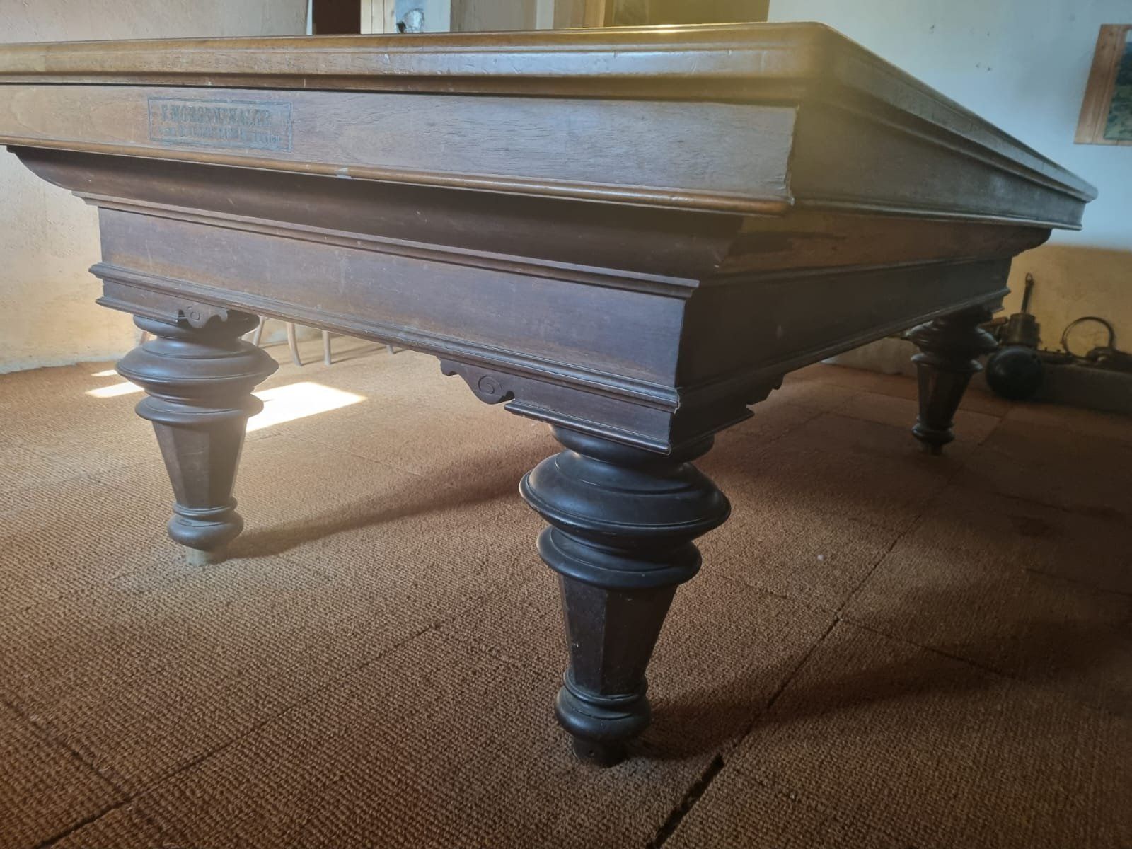 Billiardtische: Billard français – Gebraucht aus Monts-de-Corsier von pre_wr9v 1