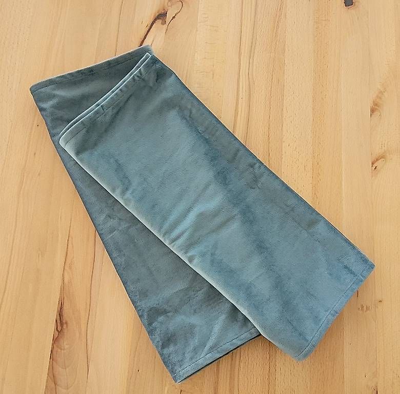 Autre linge de table: Tischläufer samt – D'occasion à Stansstad par Looking4 1