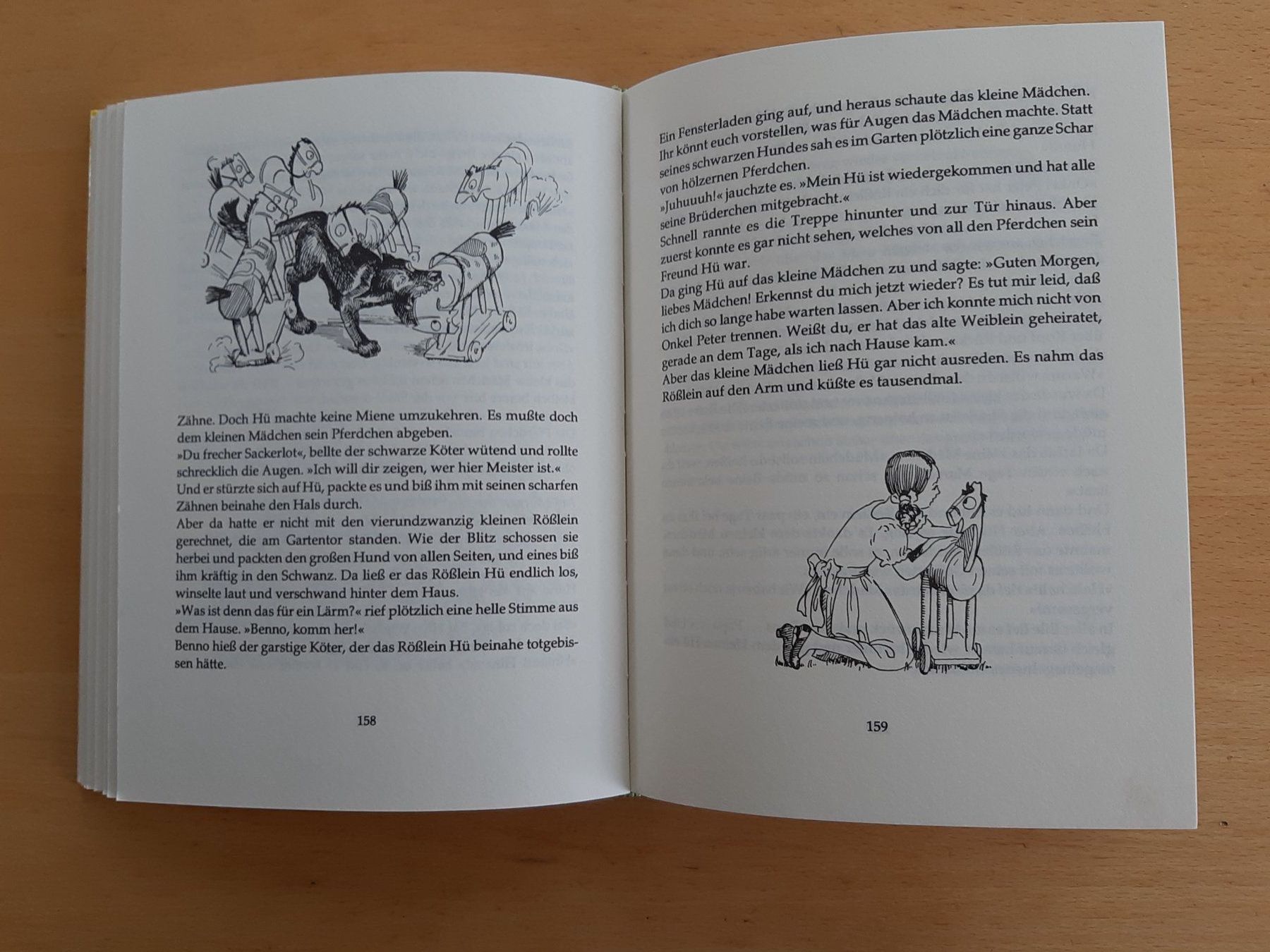 Libri: Das grosse Buch vom Rösslein Hü , Benziger Edition – Usato da Rotkreuz venduto da nigal 4