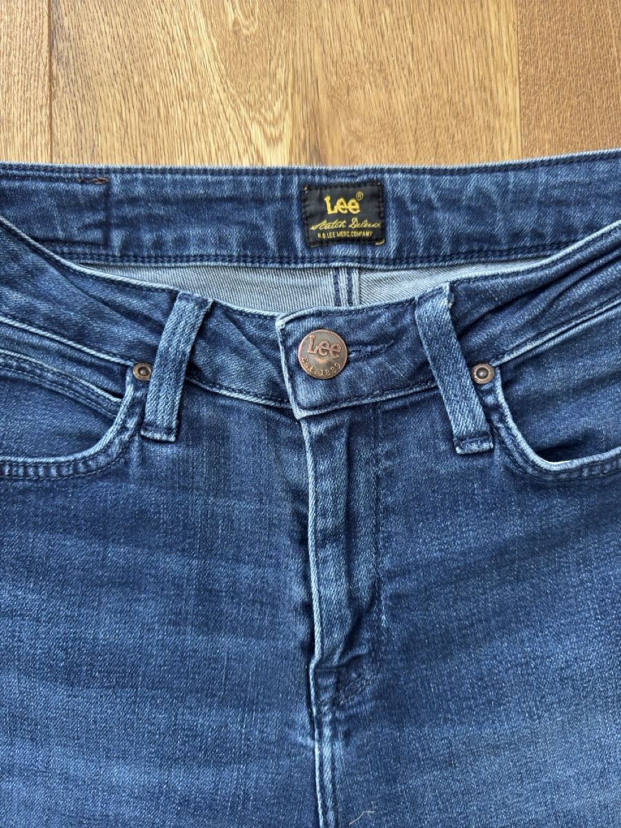 Lee Jeans: Lee Scarlett High Jeans, Gr. W27 – Gebraucht aus Interlaken von fbnscl 1