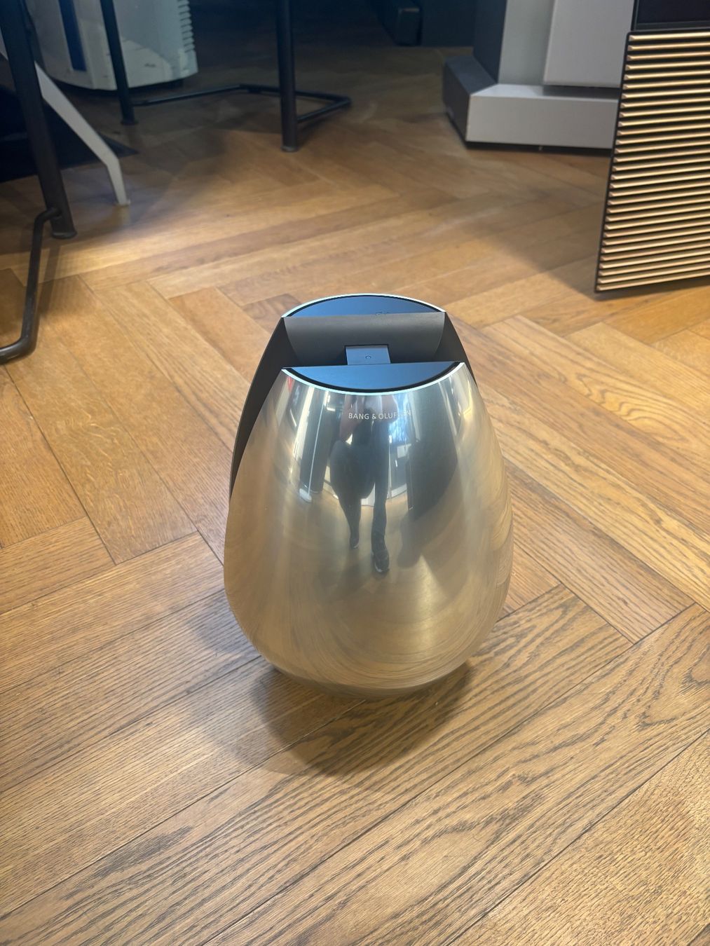 Bang & Olufsen Casse acustiche: Caisson de basse Bang Olufsen  Beolab 11 – Nuovo (secondo la descrizione) da Sion venduto da Bang-OlufsenSion 1