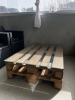 Couch / Gartentisch aus Paletten