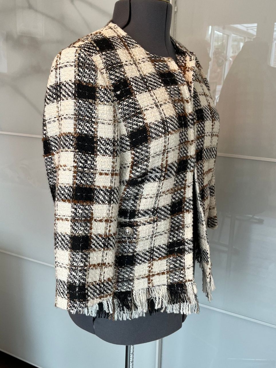 Madeleine Giacche: dunkelblaue, karierte Baumwolljacke, Grösse 42 – Usato da Rümlang venduto da Blume817 1