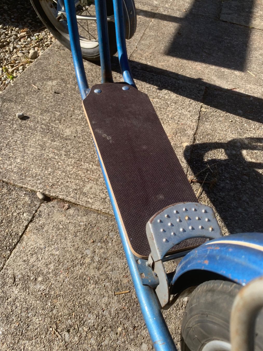 Veicoli per bambini: Retro Trottinett Champion – Usato da Zürich venduto da Kafilu 2