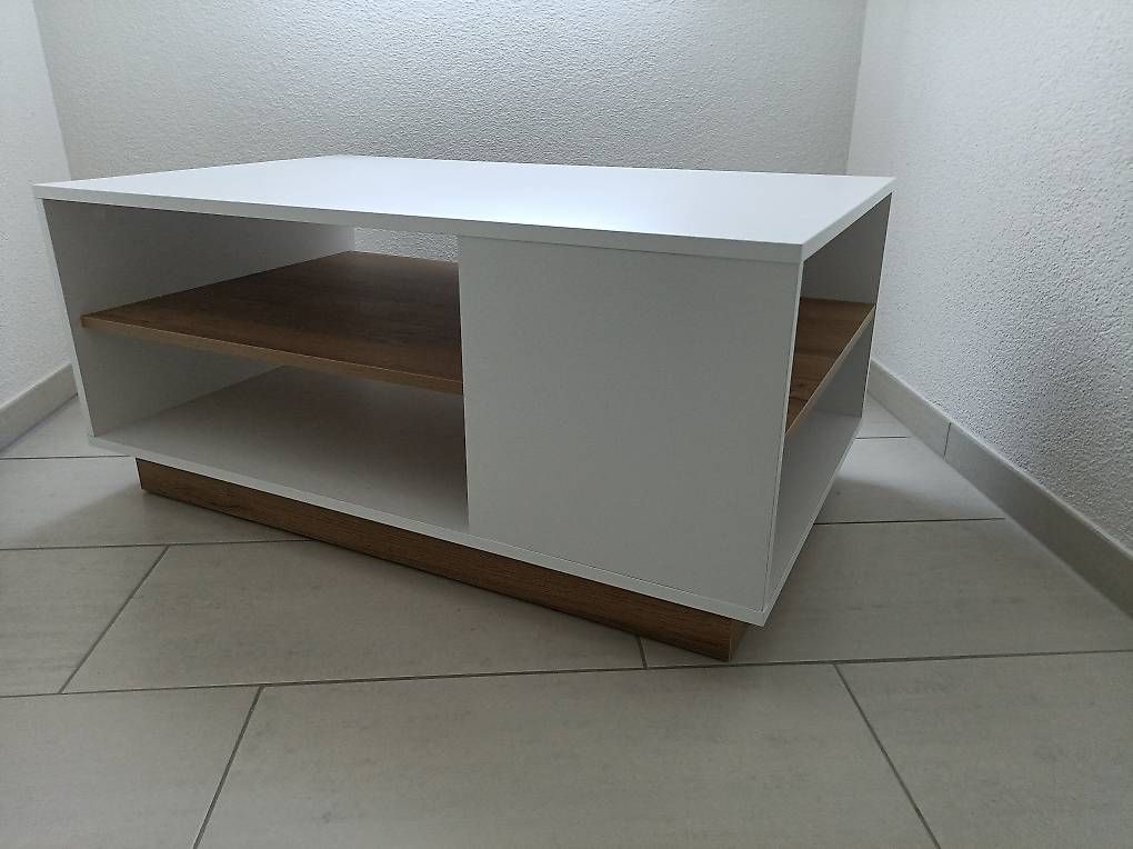 Tavoli: Couchtisch / Sofatisch weiss – Usato da Illnau venduto da steve291097 2