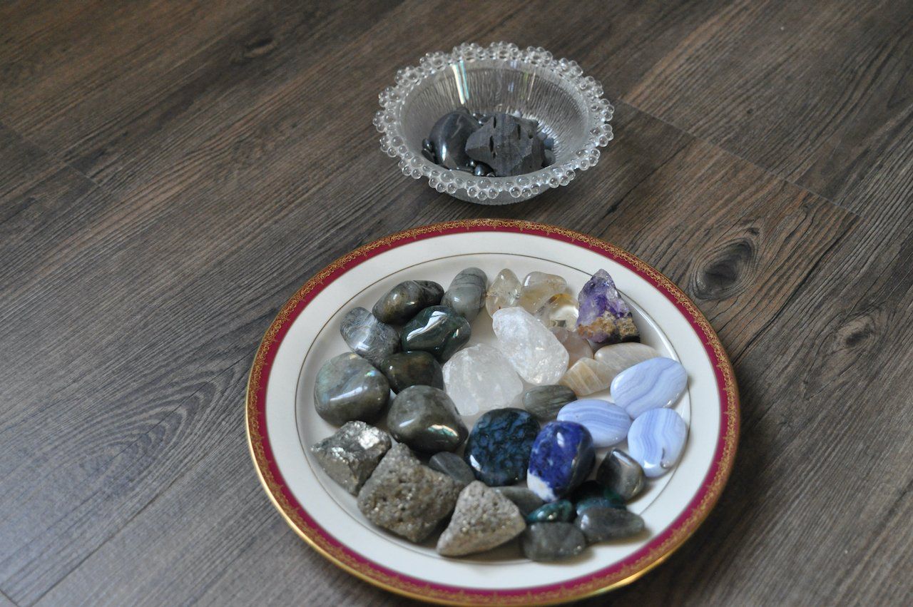 Mineralien & Heilsteine: Heilsteine, Kristalle, Trommelsteine – Gebraucht aus Winterthur von stachelfuss 5