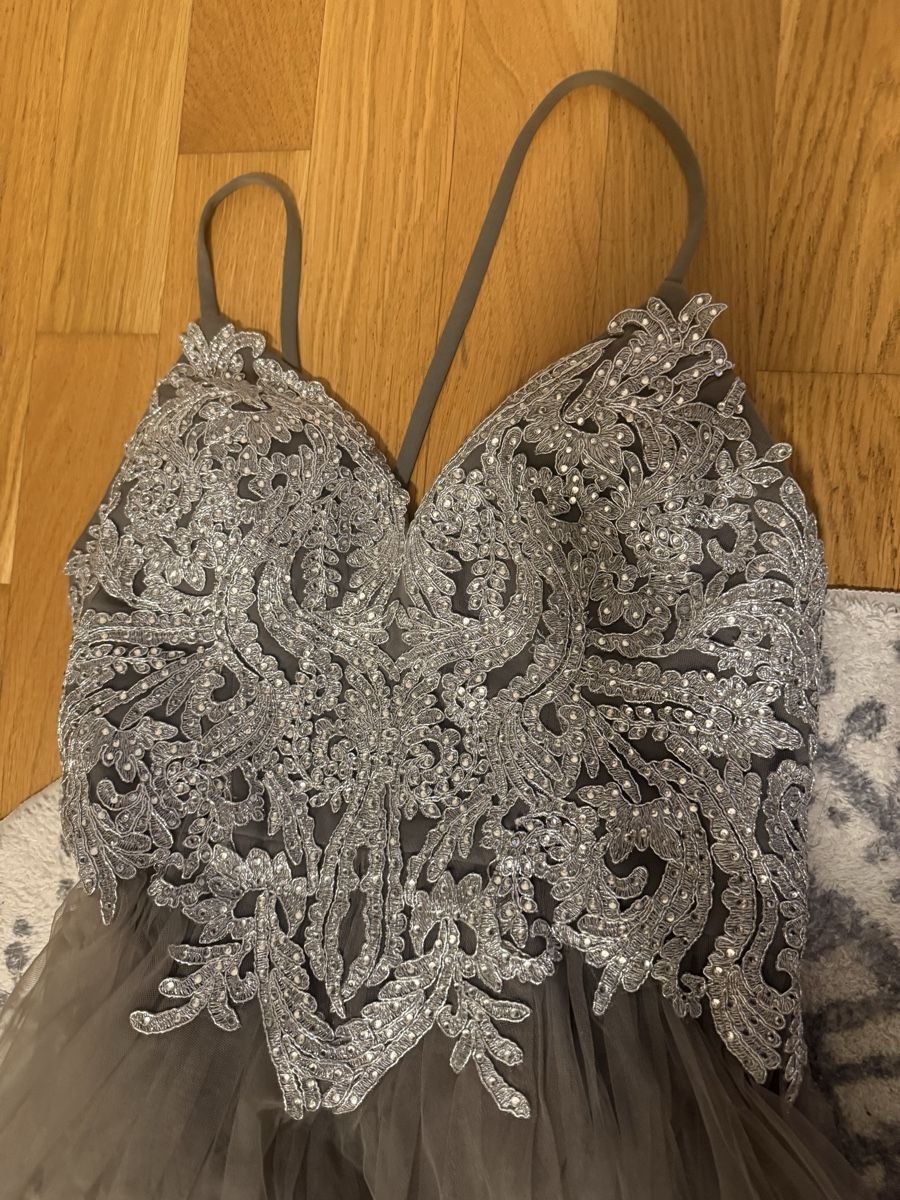 Robes: Ballkleid mit viel Tüll – Neuf (Voir description) à Niederbipp par Tiffany1771 3