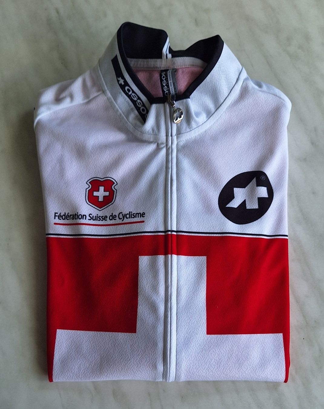 Canottiere & Pantaloni: Assos Radtrikot Schweiz Gr. L – Usato da Weinfelden venduto da Yenas10 4