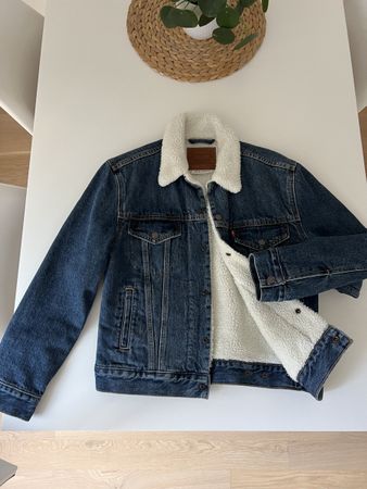 Neuwertige Levis Trucker Jacke xxs wie xs-s