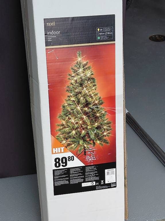 Tutte le decorazioni: Künstlicher Christbaum – Usato da Steinen venduto da Tali-Vaedi