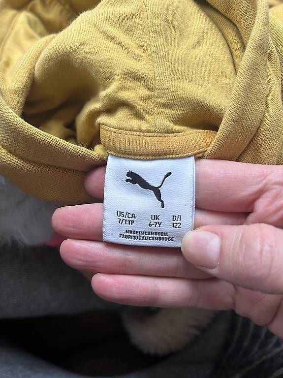 Puma Maglioni & Felpe: Puma Hoodie gr 116 – Usato da Zürich venduto da schiff13 1