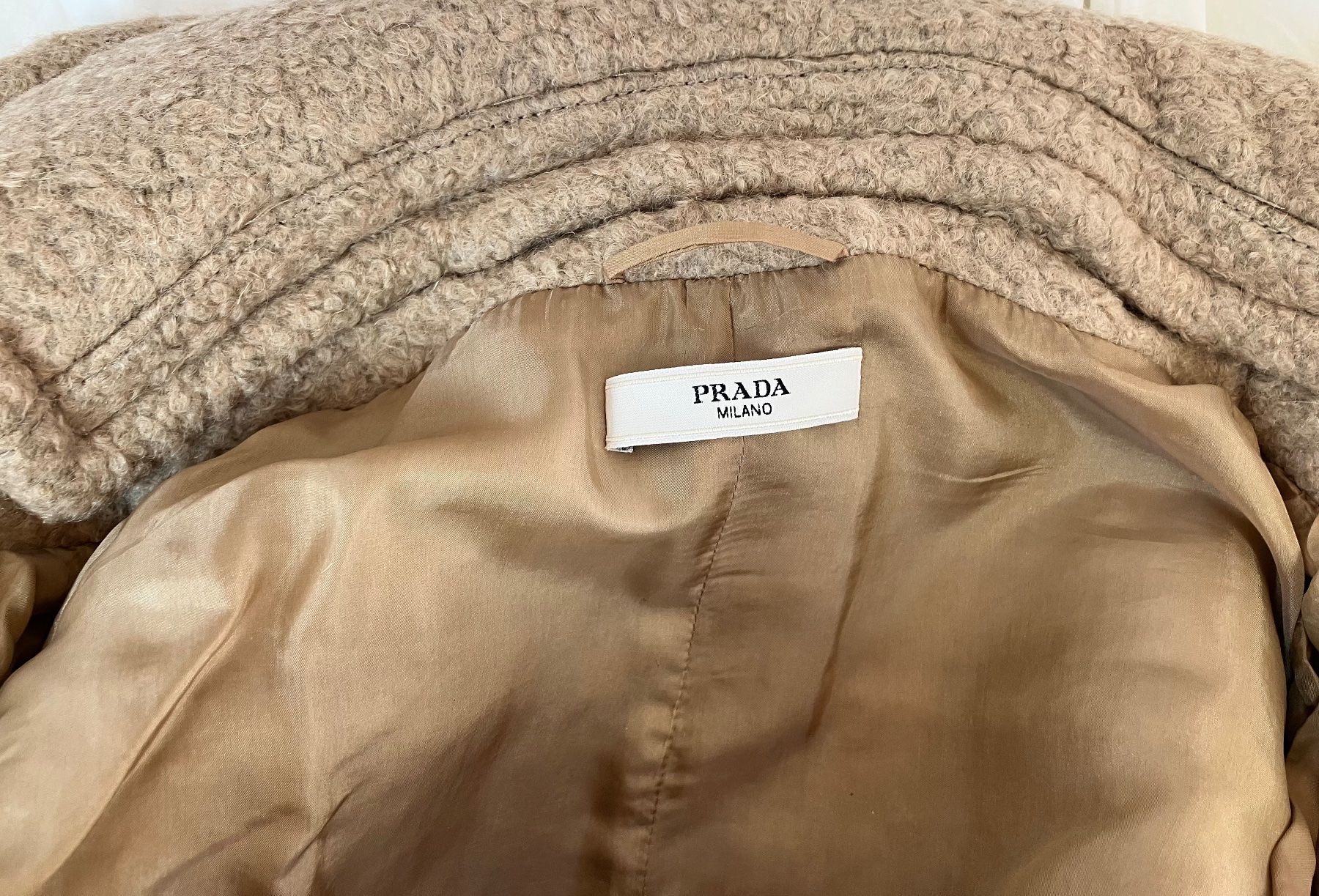 Costumi: Prada Gr.36/38 2-Teilig – Usato da Mürren venduto da Ne-le 8