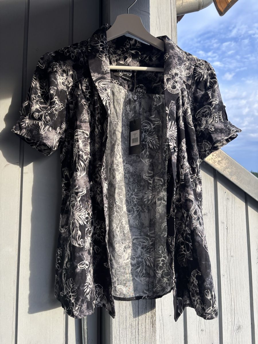 Camicette: Hell Bunny Gothic Kasumi Bluse Grösse S – Nuovo (secondo la descrizione) da Brugg AG venduto da ann_stf7 2