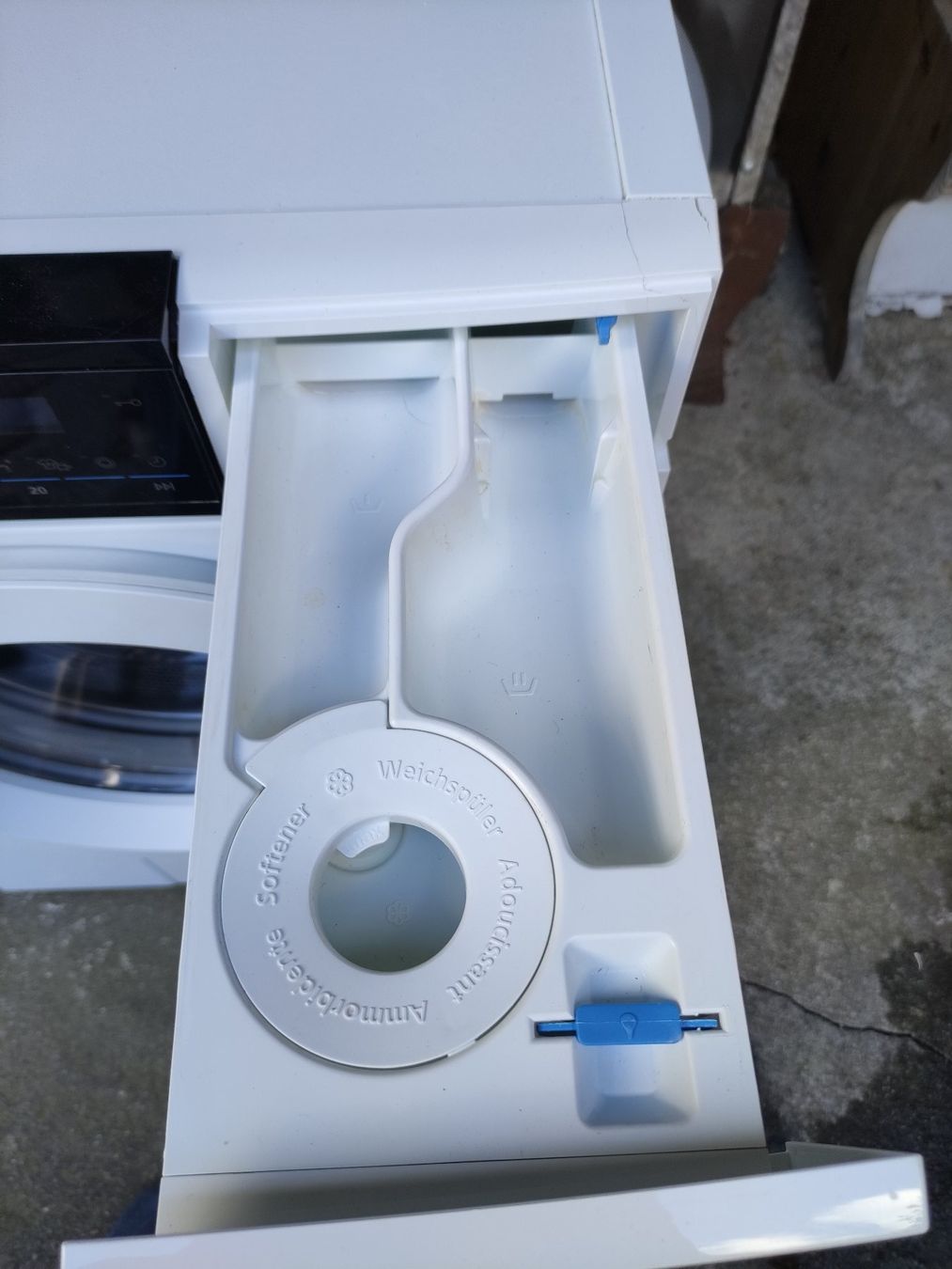V-Zug Lavatrici: Waschmaschine V-Zug Adora S – Usato da Mitlödi venduto da Amik 1