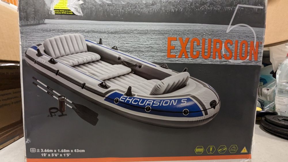 Intex Excursion 5 Schlauchboot mit elektrische Pumpe Kaufen auf Ricardo