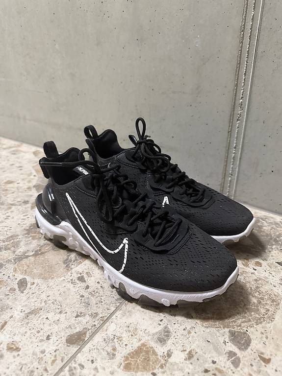 Nike Scarpe da uomo: Baskets Nike noires – Usato da Sion venduto da nao_2cg5