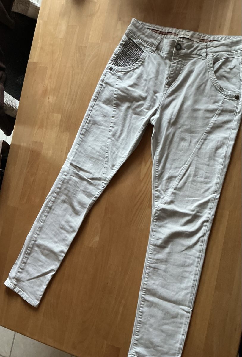 Mos mosh Jeans: MOS MOSH Jeans, hellgrau, Gr. 29, neuwertig, – Nuovo (secondo la descrizione) da Belp venduto da embudu20