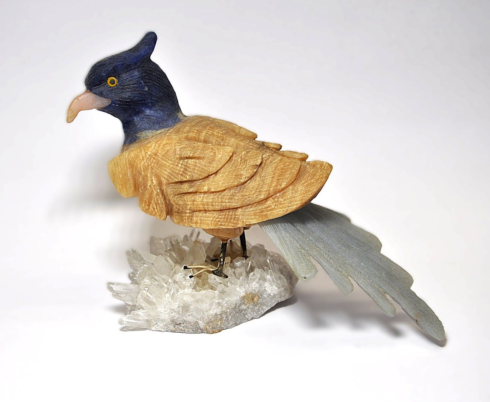 Mineralien & Heilsteine: Vogel geschnitzt aus Mineralien – Neu (gemäss Beschreibung) aus Grabs von Fadenquarz