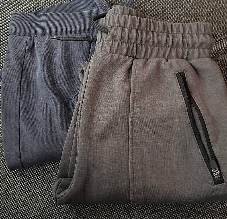 Primark Pantaloni: 2 Paar Trainerhosen – Usato da Regensdorf venduto da Piritatti