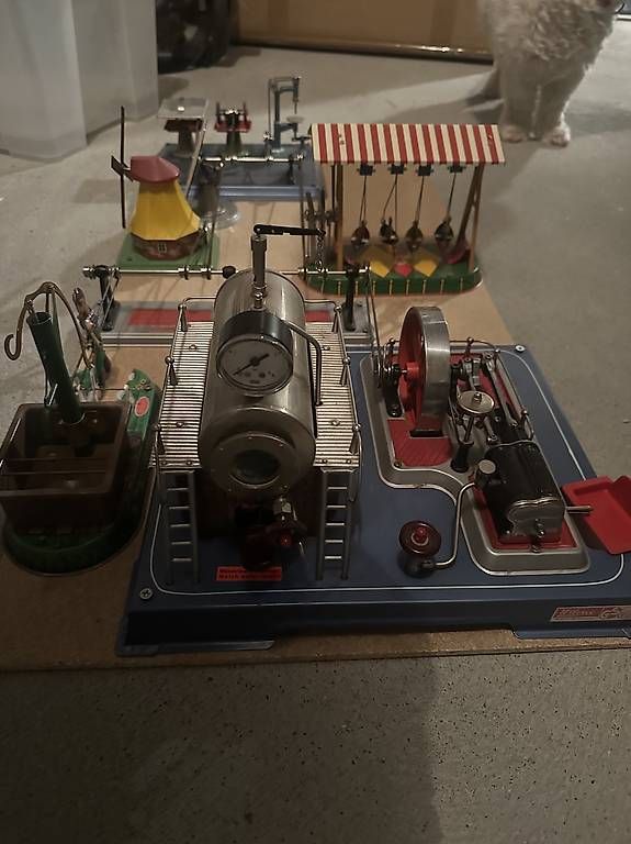 Wilesco Kit di modellismo & Modellini statici: Wilesco Dampfmaschine D20 – Usato da Buchrain venduto da Mimiri
