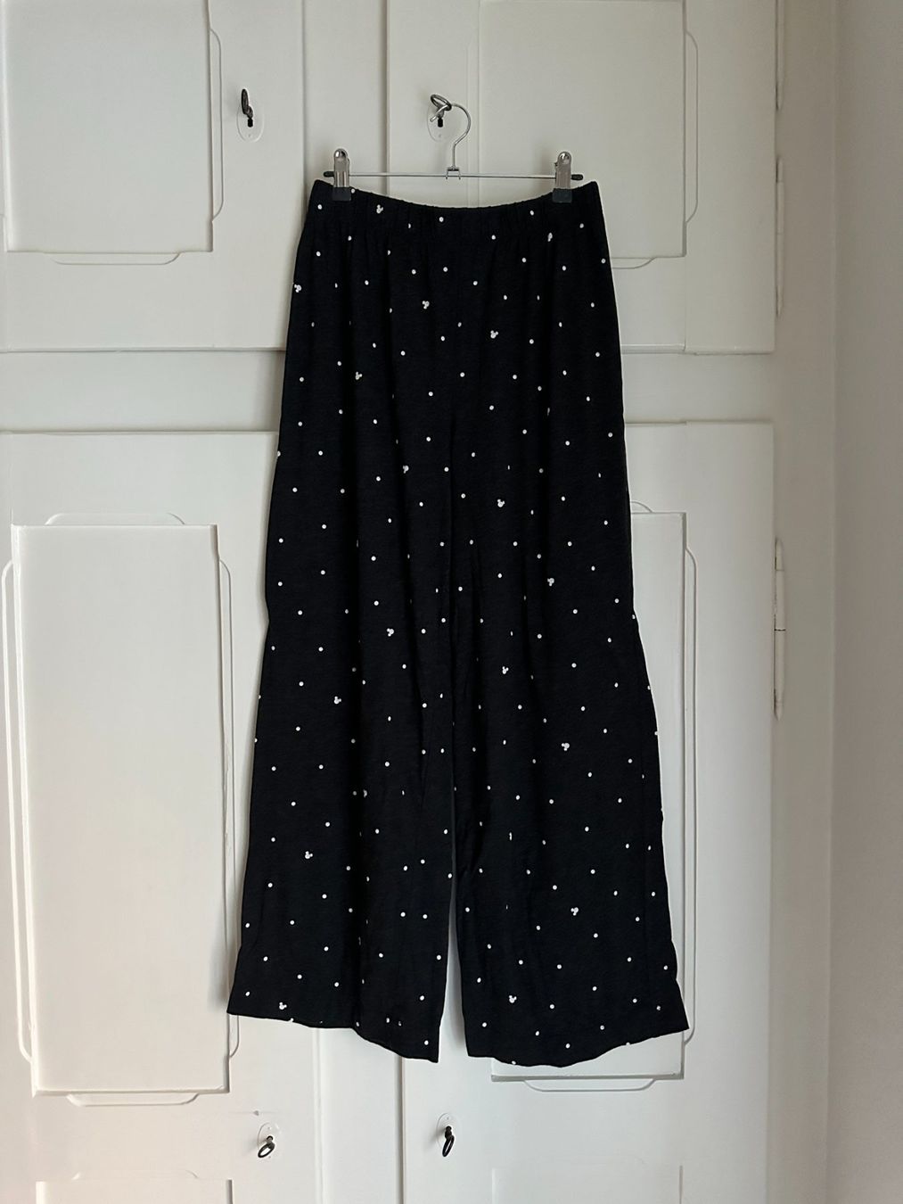 H&M Negligees & Pyjamas: Disney Pyjama dunkelgrau - S – Gebraucht aus Zürich von Diazaio 1
