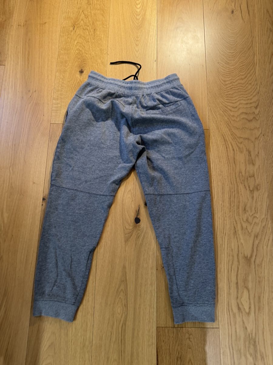 Zara Pantaloni: Zara trousers  – Usato da Clarens venduto da Ian_calvin 4
