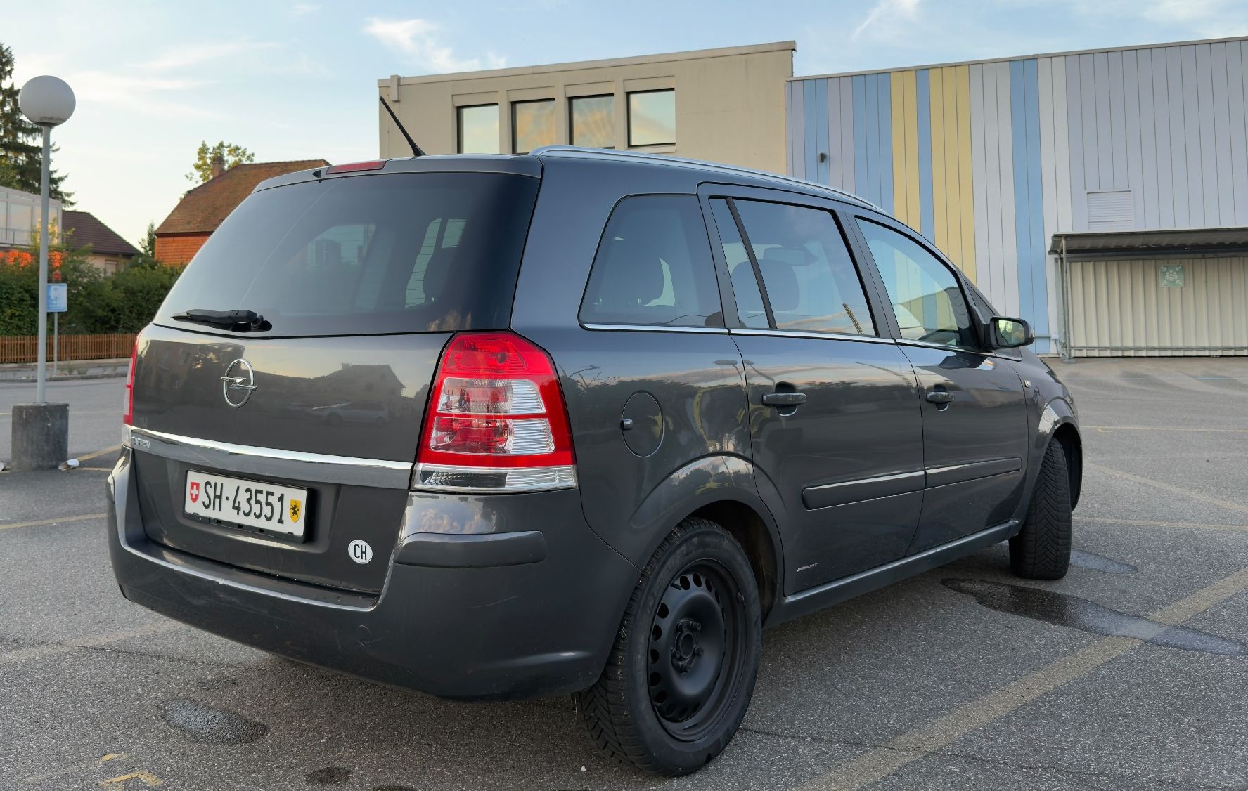 Opel Automobili: Opel Zafira B 2.2 mit MFK – Usato da Trasadingen venduto da till_k. 2
