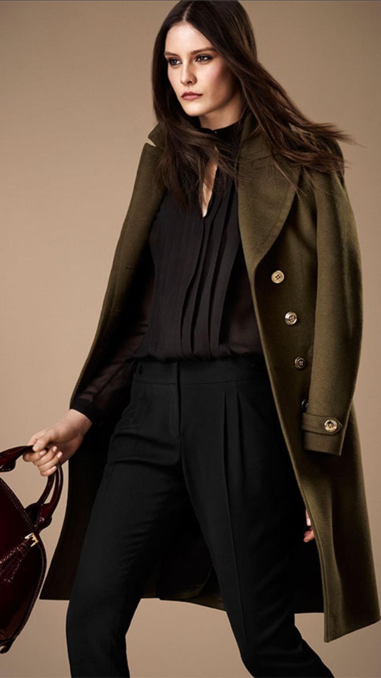 Burberry Cappotti: Burberry coat 2300! – Usato da Barna venduto da orbuyorcry