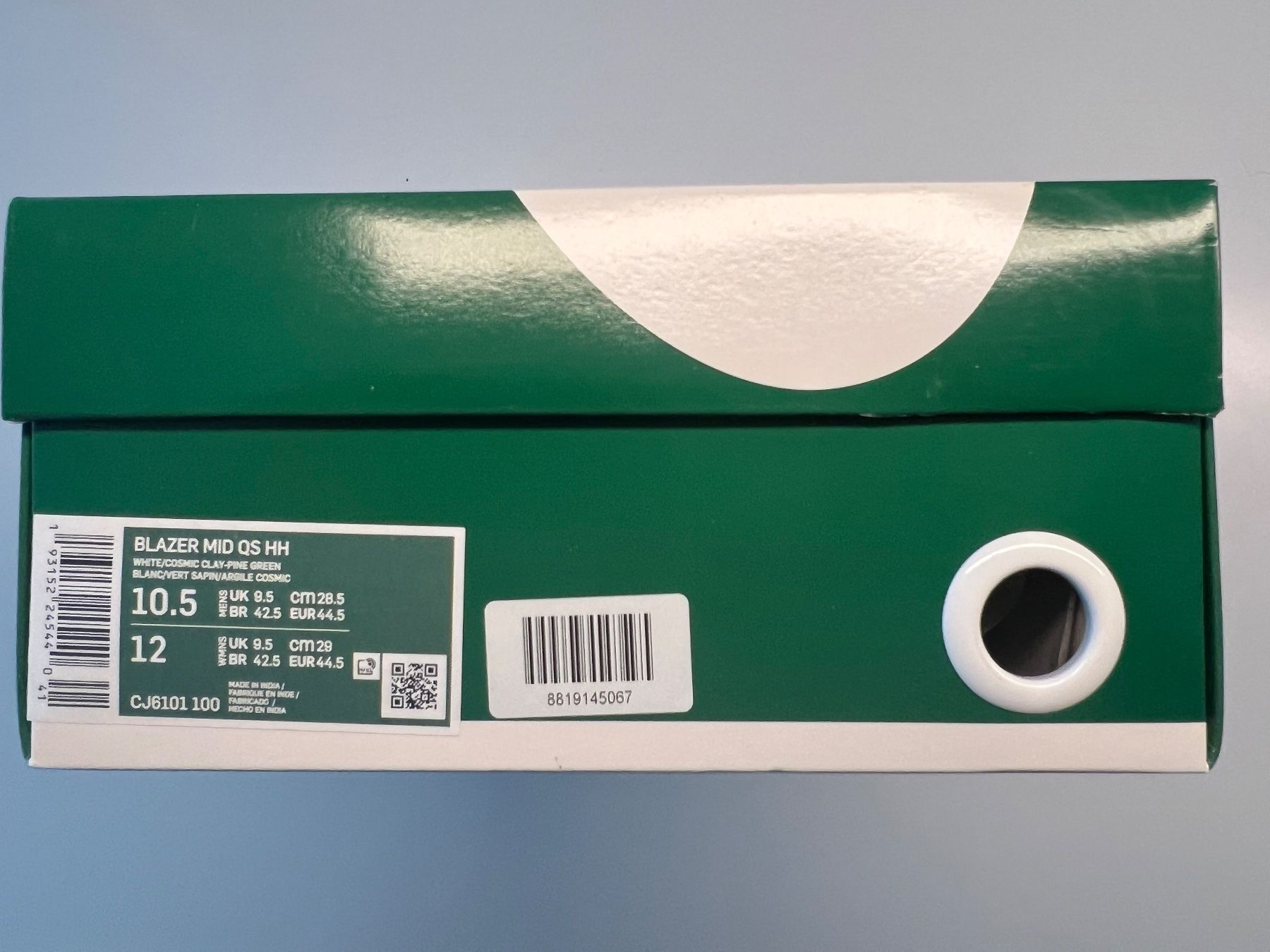 Nike Scarpe da uomo: Nike Blazer Mid Stranger Things Hawkins High School 10.5 – Nuovo e nell'imballaggio originale da Solothurn venduto da limepie 1