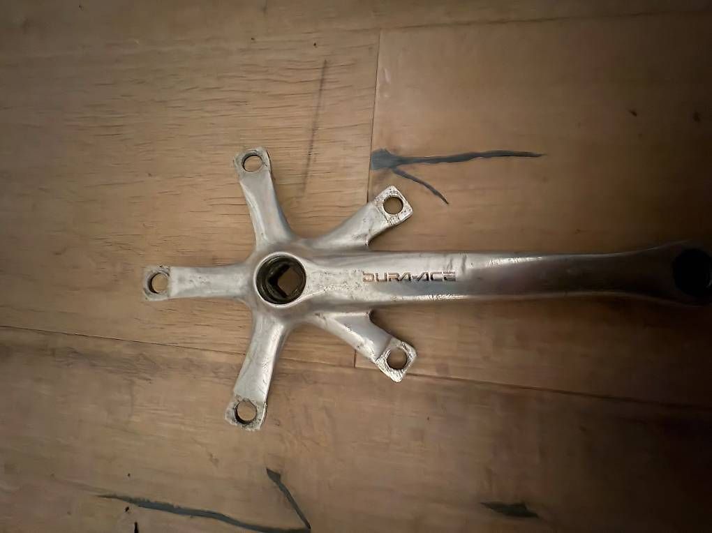 Ersatzteile: Dura Ace Kurbel – Gebraucht aus Steinmaur von Gwoelb-Weine