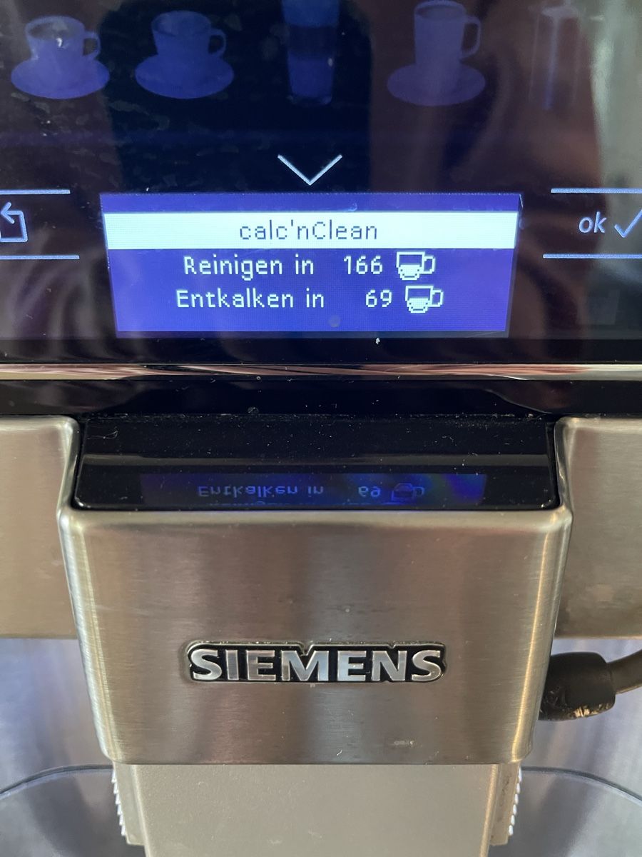 Siemens Macchine per caffè & Macchine per espresso: Siemens Kaffeevollautomat – Usato da Busswil BE venduto da Yori16