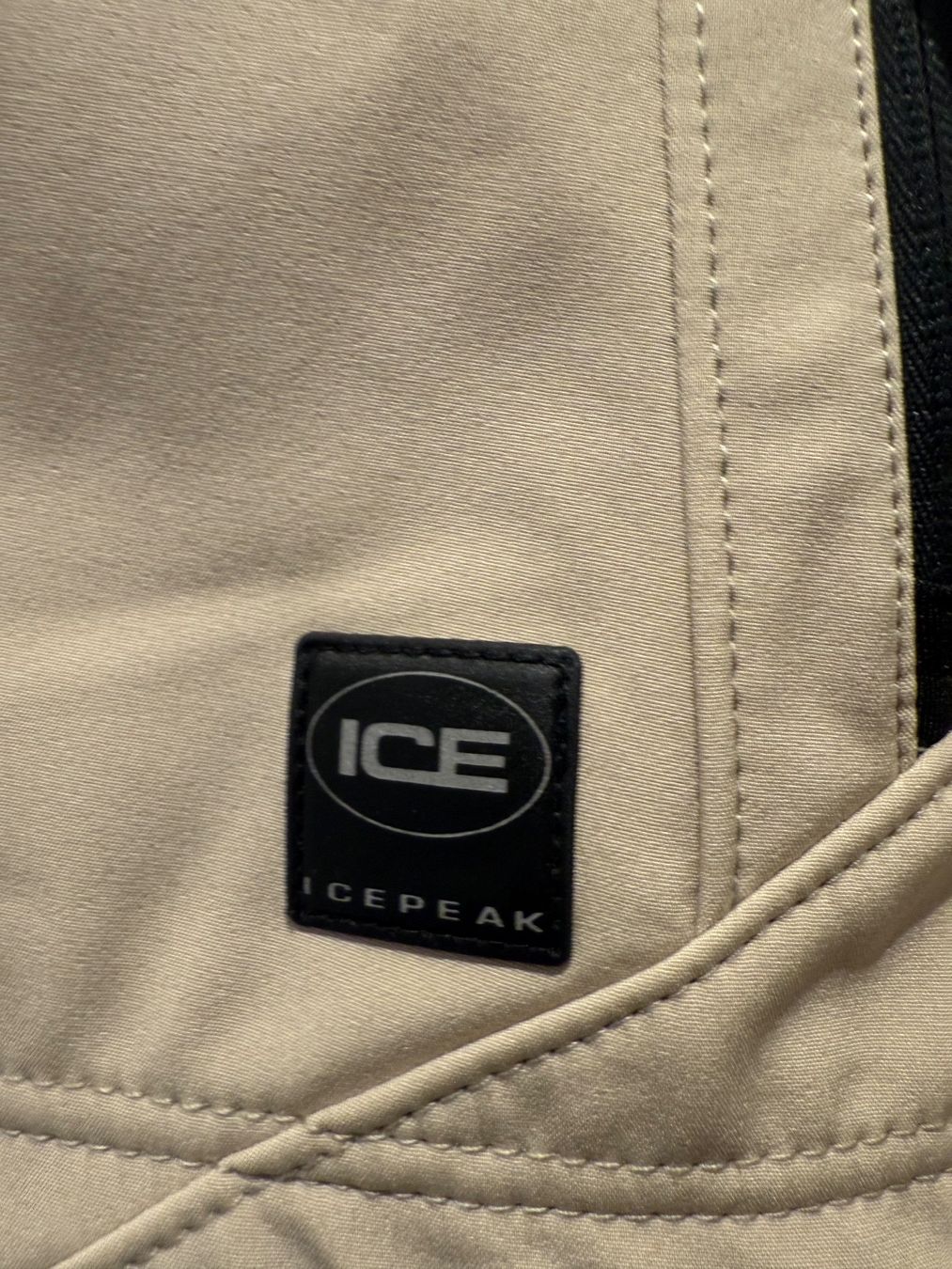 Icepeak Gilets & Westen: Weste Softshell Damen 38 beige von Icepeak einwandfrei – Gebraucht aus Buhwil von Lin66 1