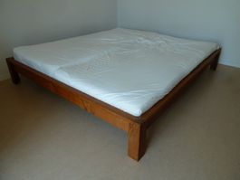 Bett Doppelbett 180x200 Lotus von Sato