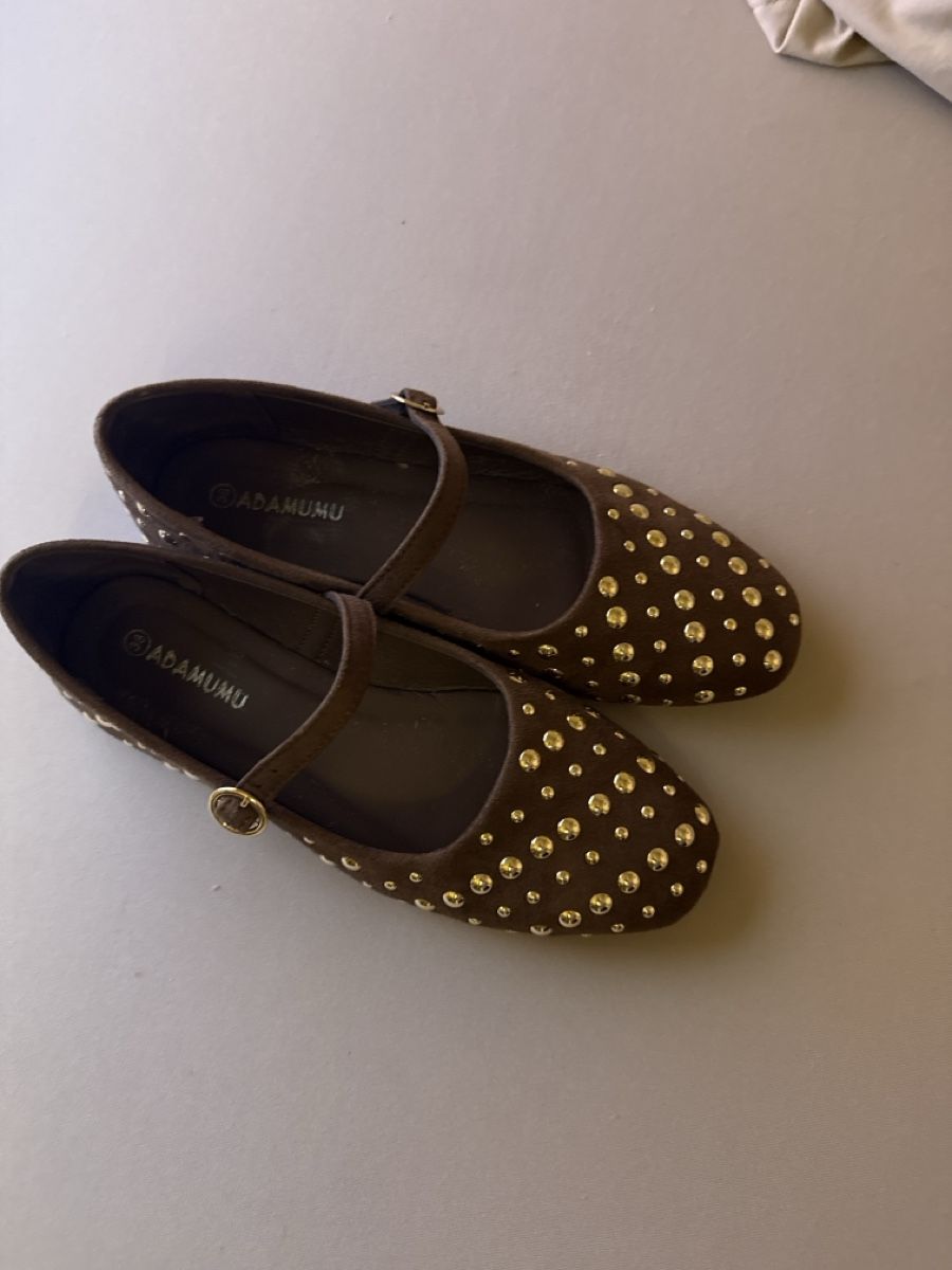 Scarpe da donna: Ballerina – Nuovo (secondo la descrizione) da Leibstadt venduto da lua_hd6w