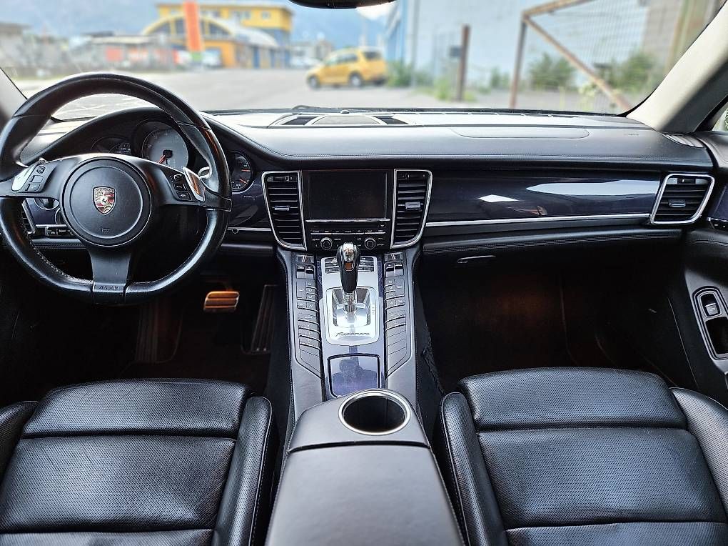 Automobili: PORCSHE PANAMERA 4S – Usato da Biasca venduto da autolowcost 1
