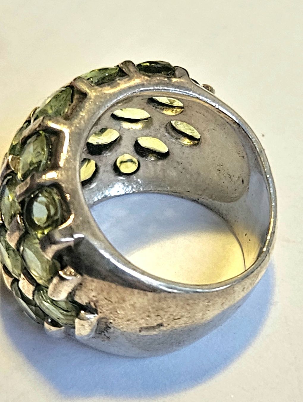 Anelli: Vintage Silberring mit grünen Peridot Steinen – Nuovo (secondo la descrizione) da Zürich venduto da adriben 9