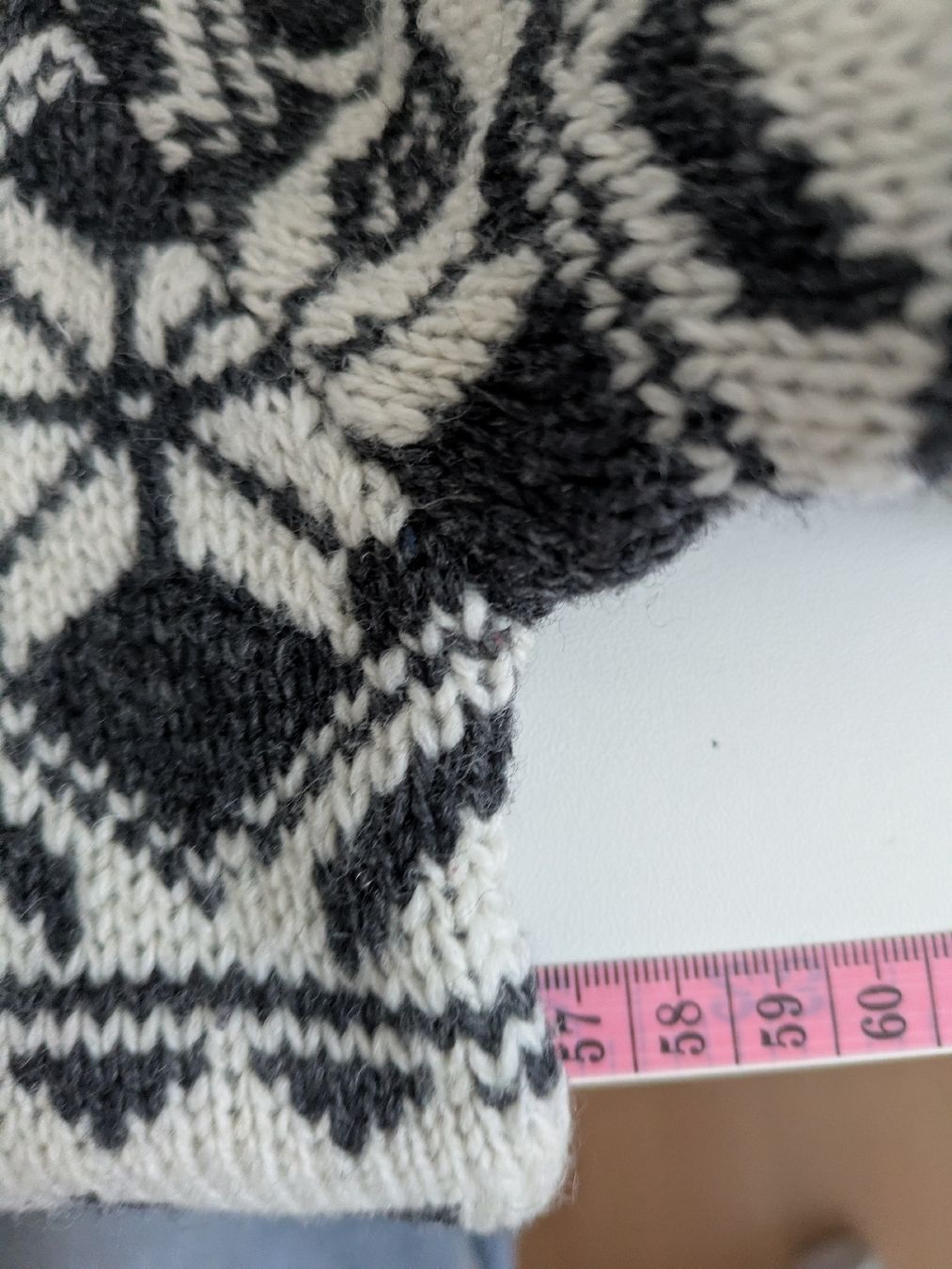Maglioni & Felpe: Winterpullover von Nirvana, Grösse XL, 49% Wolle – Usato da Rorschach venduto da joh_v2y2 4